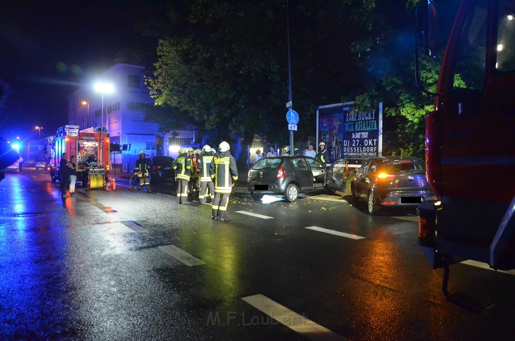 VU Pkw Laterne Koeln Zollstock Bischofsweg P04.JPG - Miklos Laubert